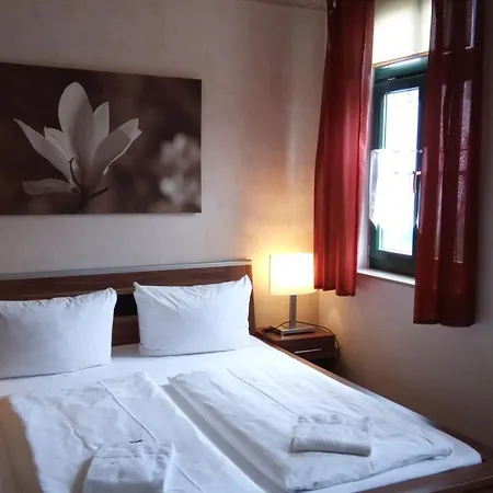 Zur Rose 3* Weimar (Thuringia)