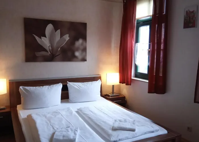 Zur Rose 3* Weimar (Thüringen)